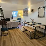 Duplex Au Coeur De Proche Gare Et Giverny Apartamento