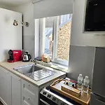 Duplex Au Coeur De Proche Gare Et Giverny Apartamento